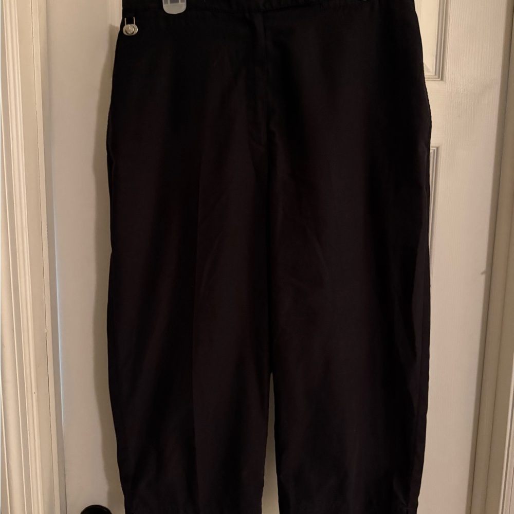 LizGolf capri pants by Liz Claiborne
